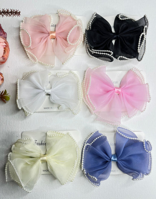 Small Pearly Bows