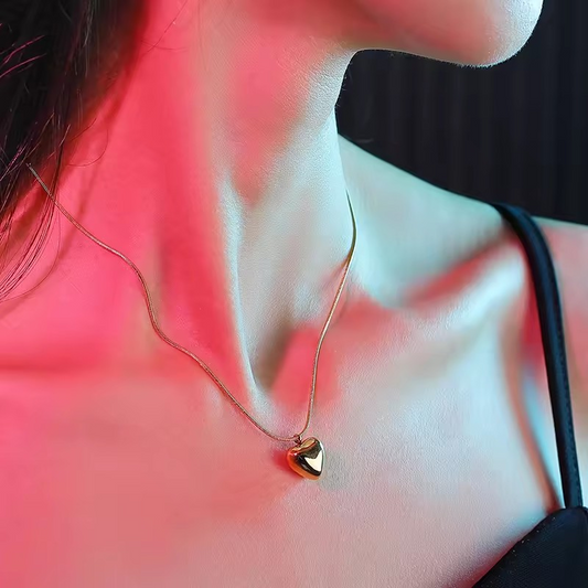 Minimal Heart Pendant